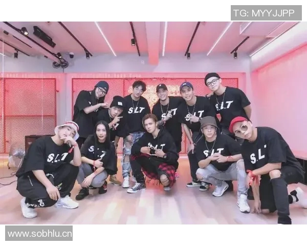 街舞力量的碰撞与传承北京街舞队的文化探索与发展之路