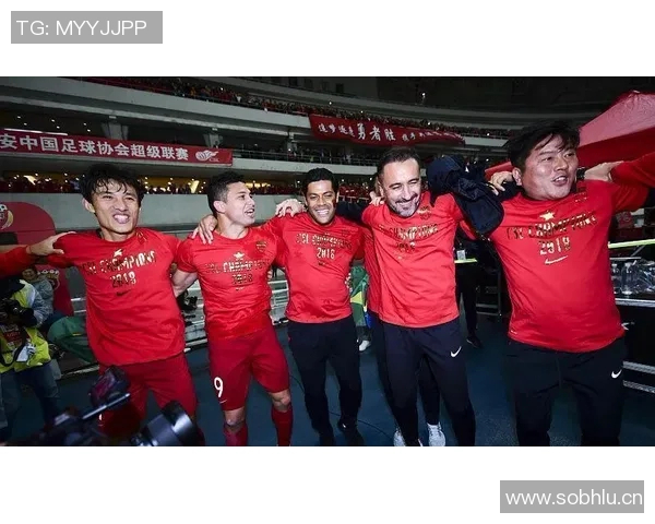 西安足球队个人能力引发热议球迷对球员表现褒贬不一